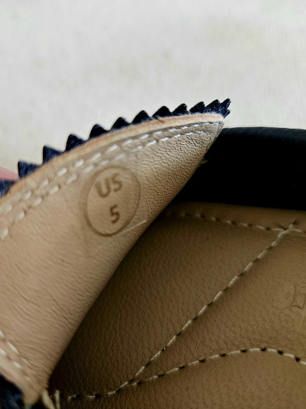 Elephantito Luxury Leather Loafers- Grab The Yacht! Size 5